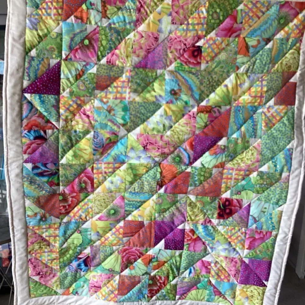 NWT. Kaffee Fassett Gorgeous Bright Florals Lap Quilt